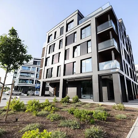 A Luxurious In Kalaranna Apartment *